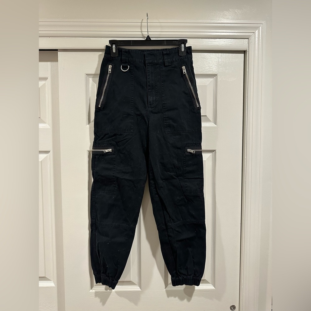 TNA Aritzia Black Cargo Pants with zippers